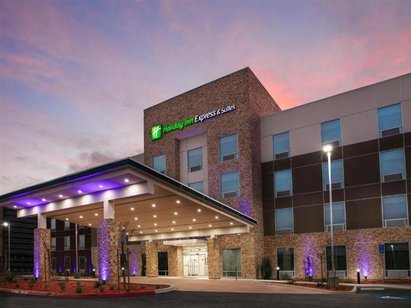 Holiday Inn Express & Suites Oakhurst-Yosemite Park Area By Ihg Dış mekan fotoğraf