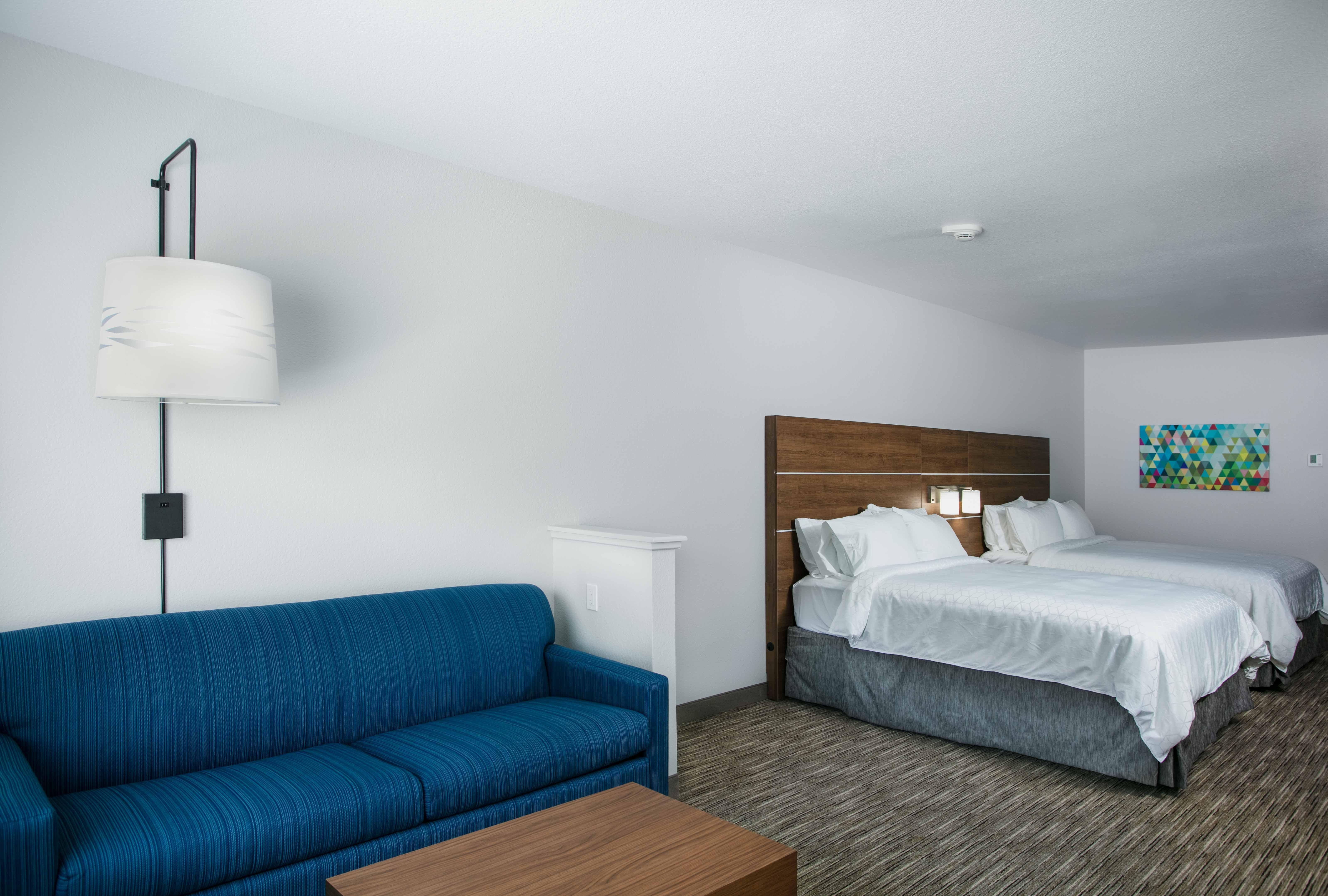 Holiday Inn Express & Suites Oakhurst-Yosemite Park Area By Ihg Dış mekan fotoğraf