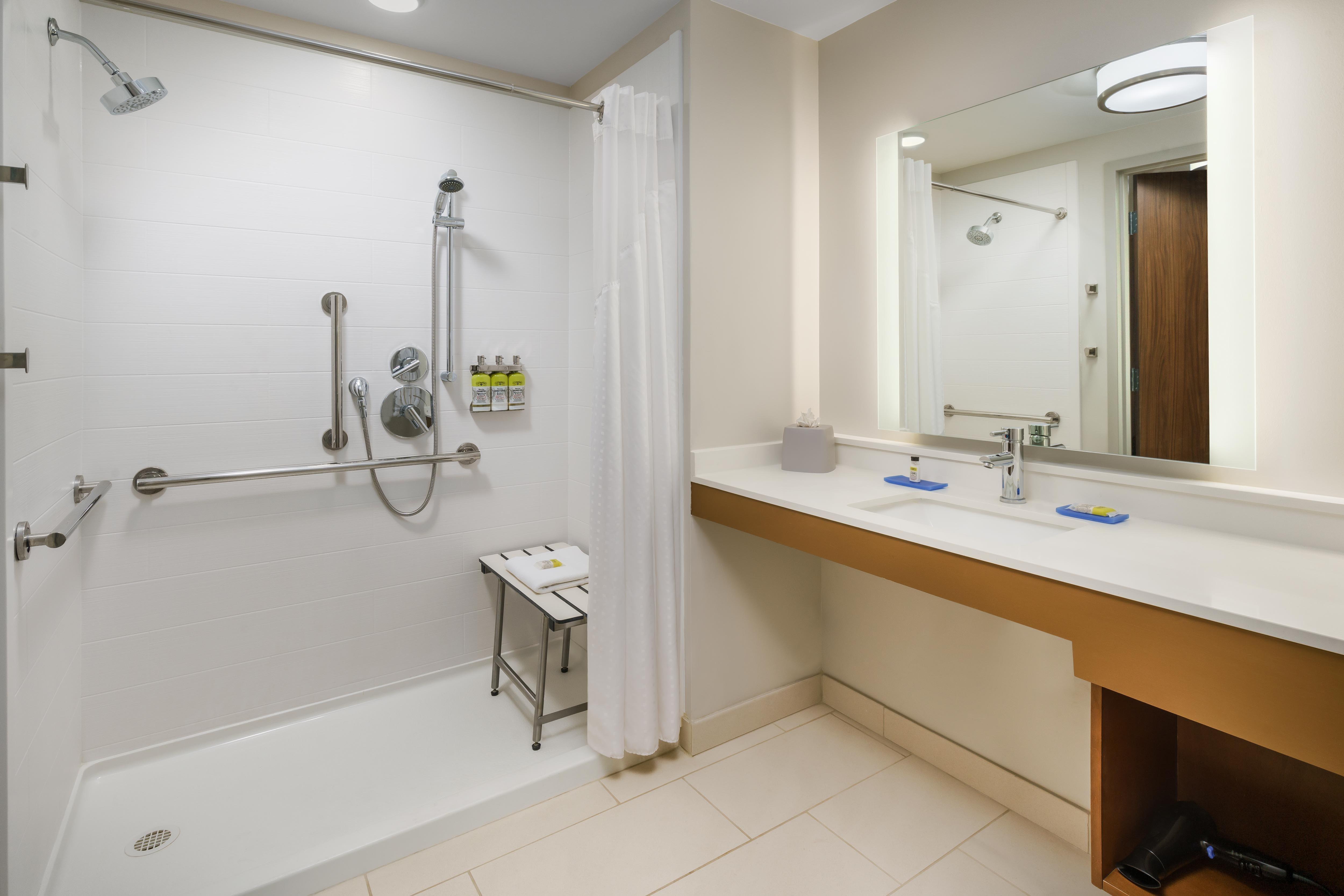 Holiday Inn Express & Suites Oakhurst-Yosemite Park Area By Ihg Dış mekan fotoğraf