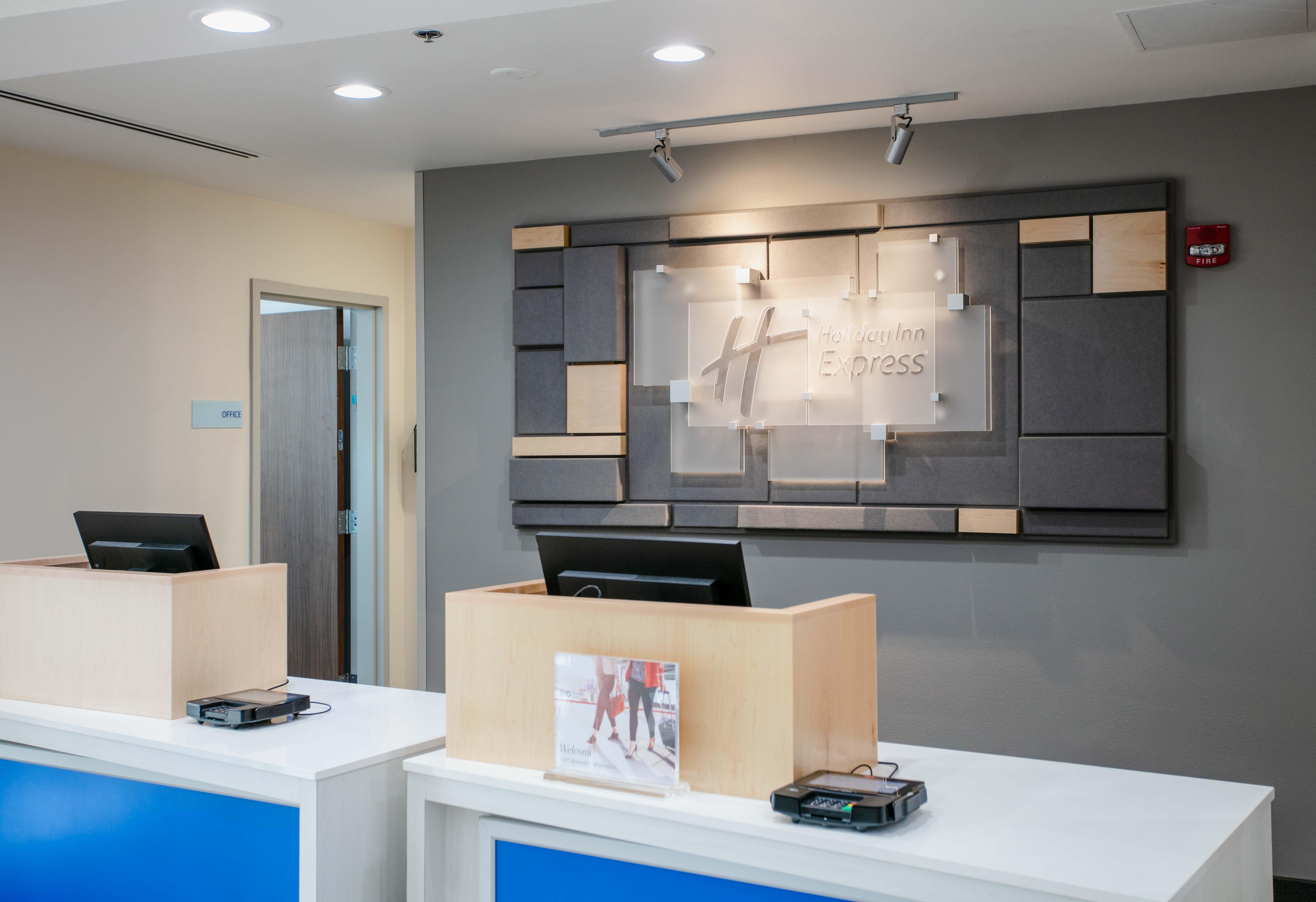 Holiday Inn Express & Suites Oakhurst-Yosemite Park Area By Ihg Dış mekan fotoğraf